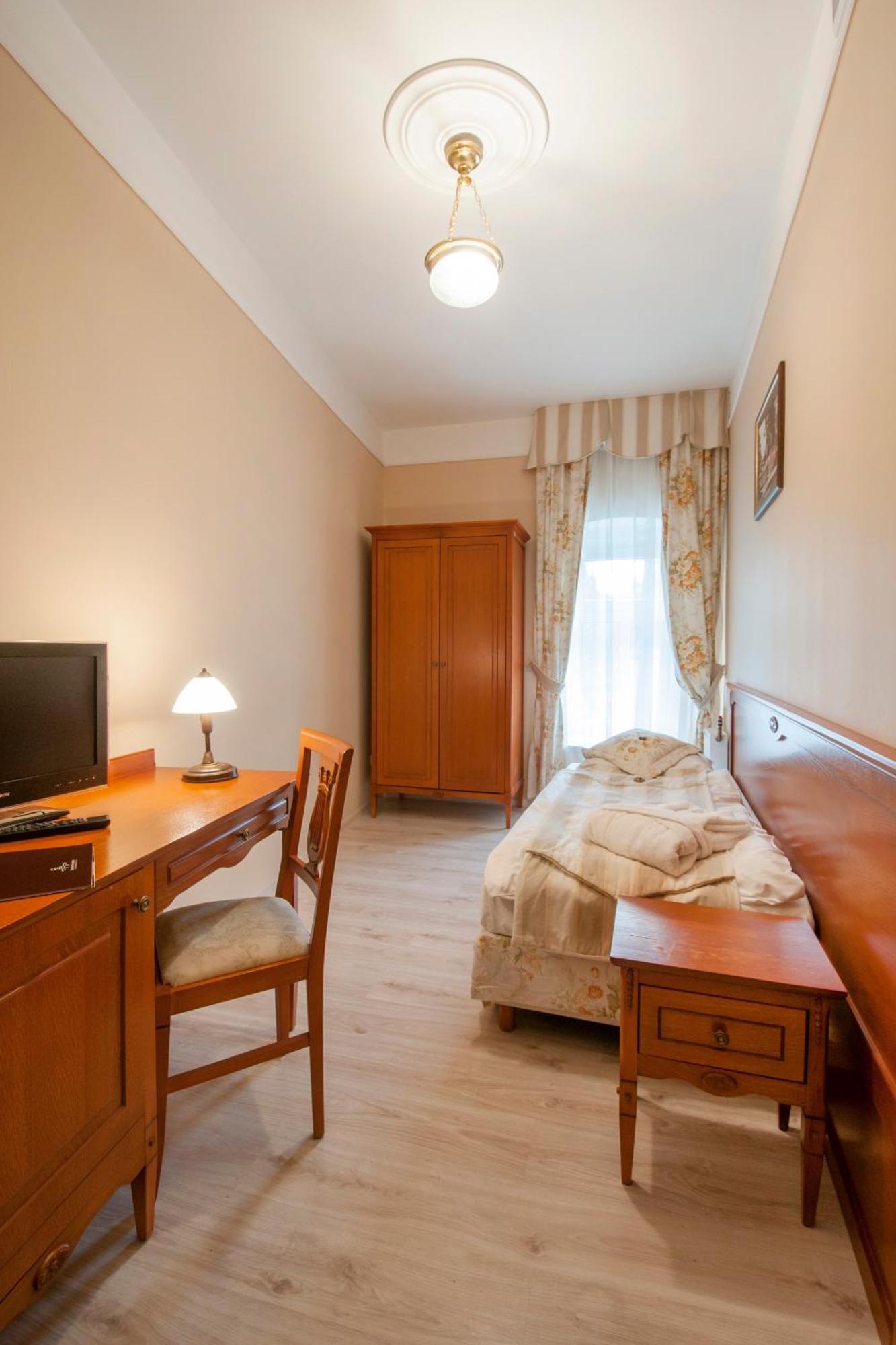 Zdrój Wojciech Aparthotel Lądek-Zdrój Exterior foto