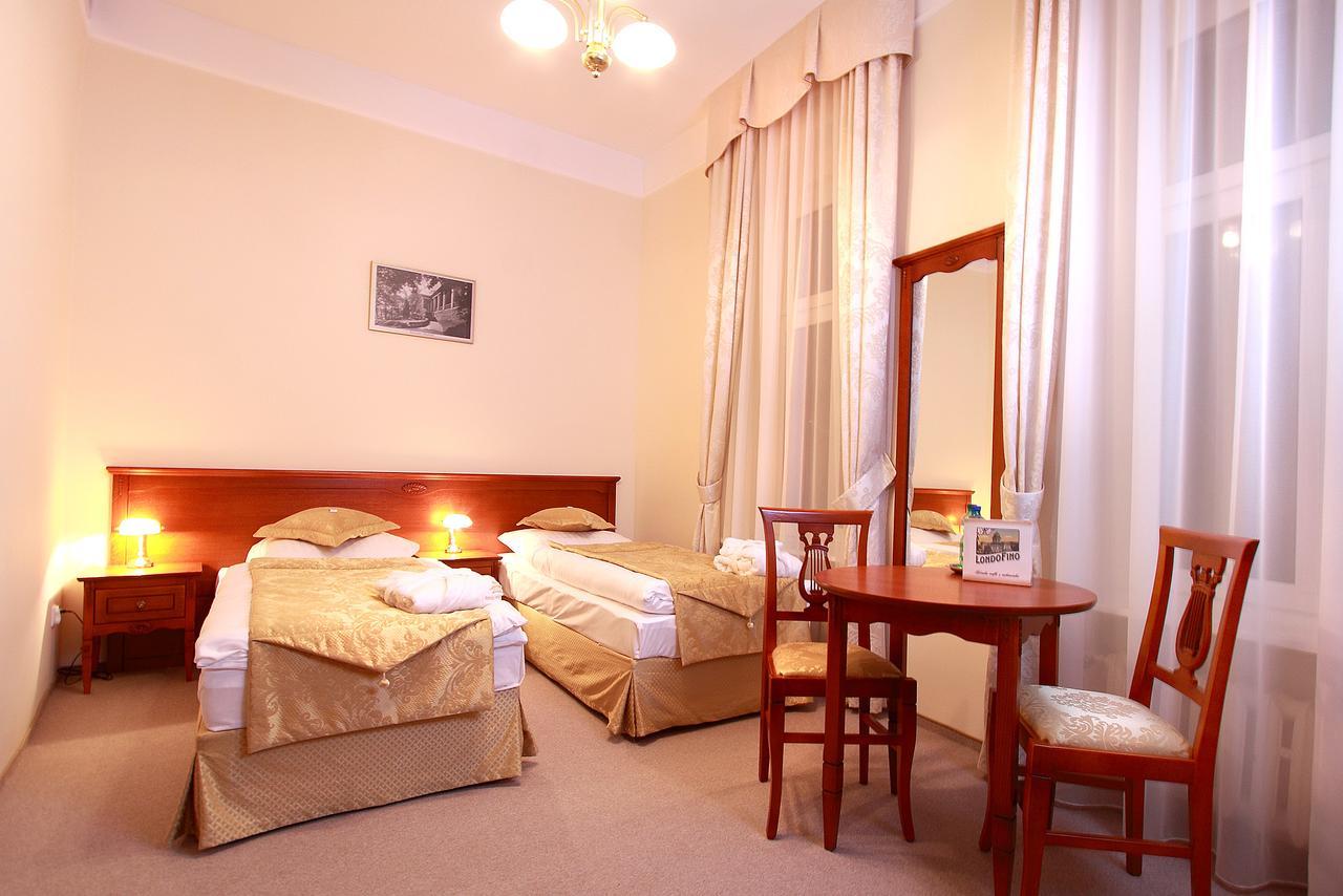 Zdrój Wojciech Aparthotel Lądek-Zdrój Exterior foto