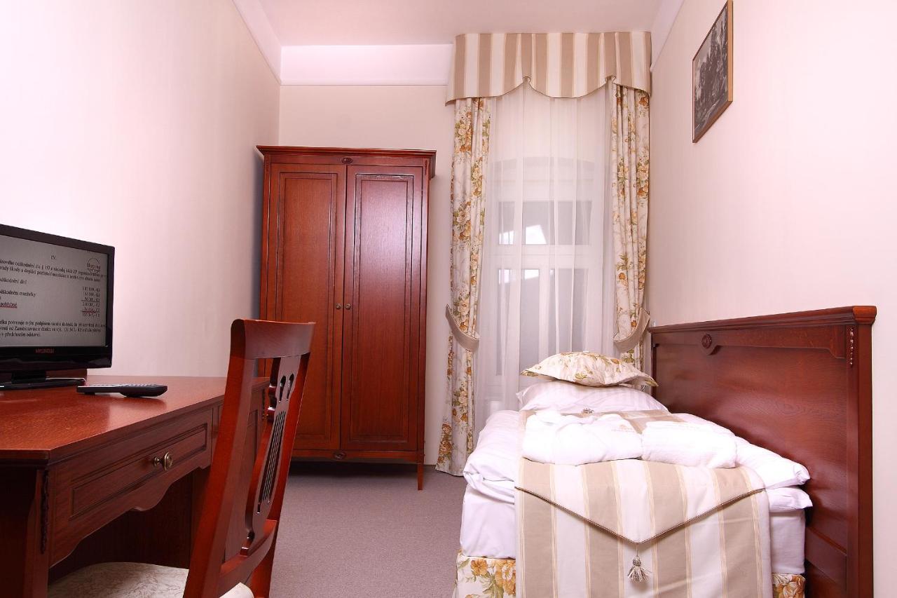 Zdrój Wojciech Aparthotel Lądek-Zdrój Exterior foto